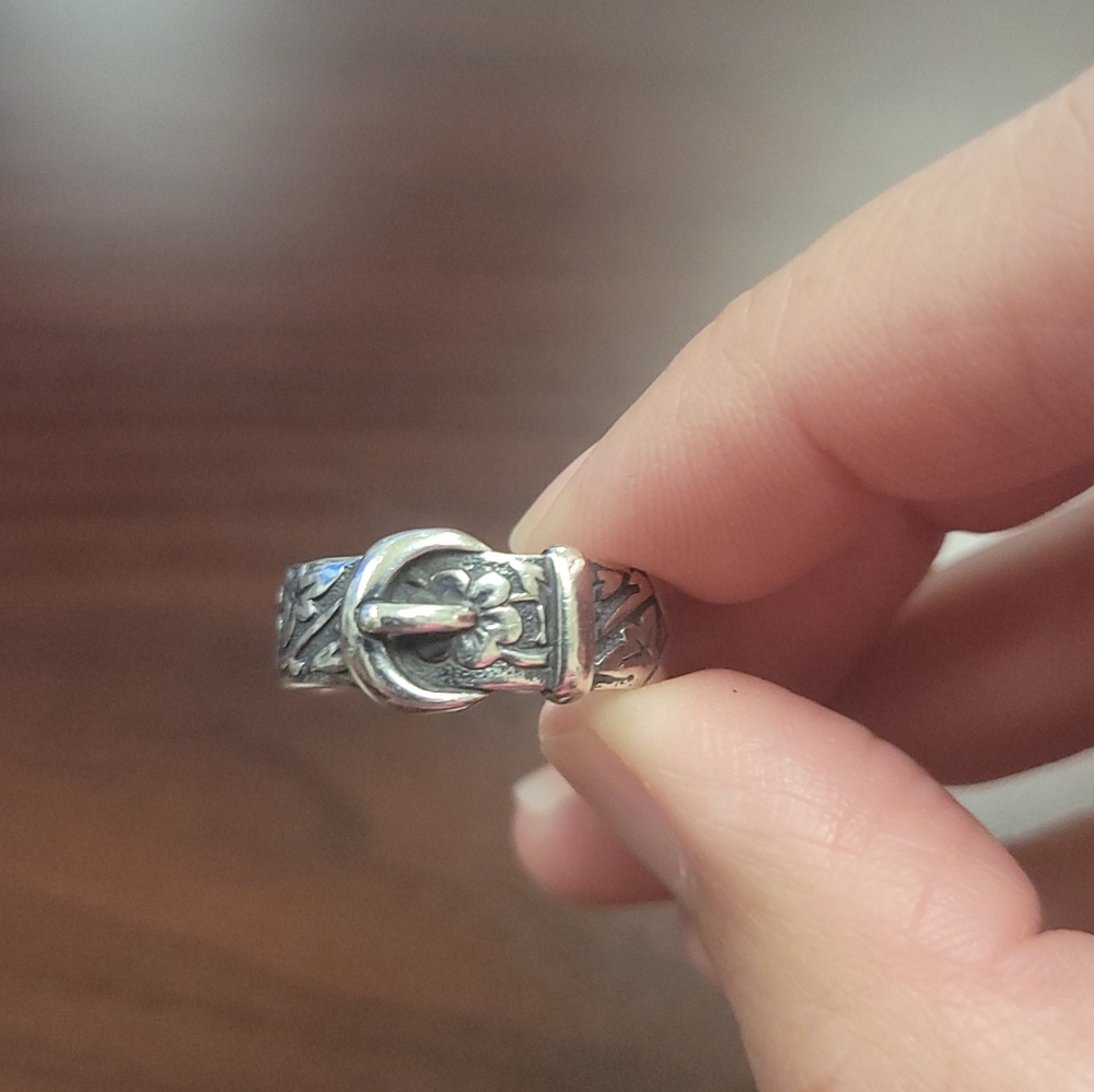 Retired James Avery Floral Belt Ring